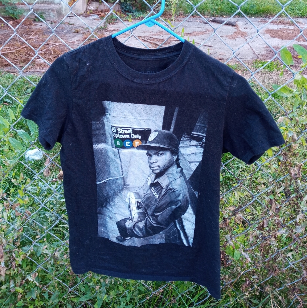 Ice cube tee